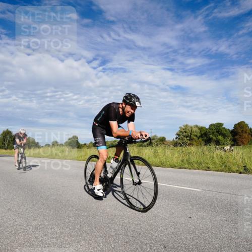 31.08.2025 - Elbe Triathlon Hamburg Michael Burmester http://msf.ph/oto/8663015 31.08.2025 09:30:54 Radfahren 176, 256, 332, 378, 476, 489, 505, 602 meine-sportfotos.de