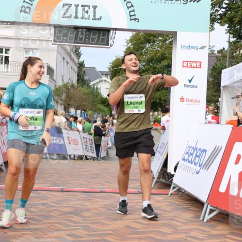 31.08.2025 - 21. Blankeneser Heldenlauf Strokosch-Dieckow http://msf.ph/oto/8663043 31.08.2025 11:02:34 Ziel 3380, 3379, 3135, 3136, 3406, 3727 meine-sportfotos.de