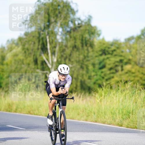 31.08.2025 - Elbe Triathlon Hamburg Michael Burmester http://msf.ph/oto/8663077 31.08.2025 09:14:00 Radfahren 210, 221, 282, 305, 360, 519, 551, 554 meine-sportfotos.de