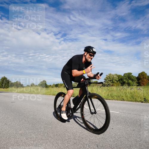 31.08.2025 - Elbe Triathlon Hamburg Michael Burmester http://msf.ph/oto/8663083 31.08.2025 09:32:09 Radfahren 285, 420, 463, 528, 633, 700, 707, 708 meine-sportfotos.de