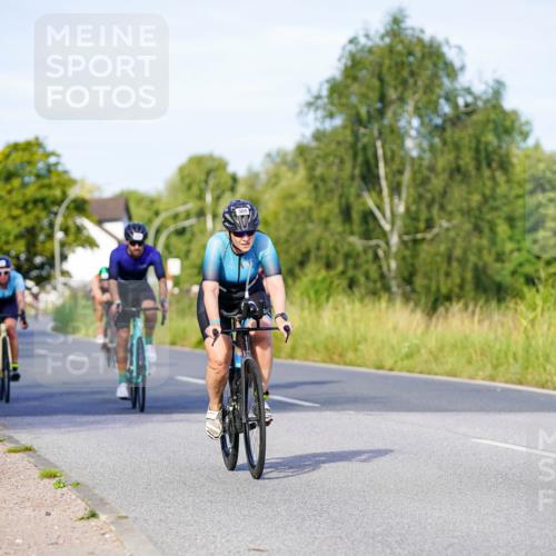 31.08.2025 - Elbe Triathlon Hamburg Michael Burmester http://msf.ph/oto/8663099 31.08.2025 09:14:04 Radfahren 210, 221, 282, 305, 360, 384, 519, 551, 554 meine-sportfotos.de