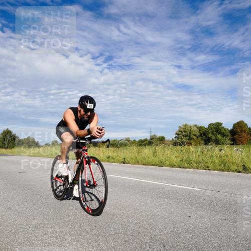 31.08.2025 - Elbe Triathlon Hamburg Michael Burmester http://msf.ph/oto/8663107 31.08.2025 09:32:21 Radfahren 284, 635, 646, 717 meine-sportfotos.de