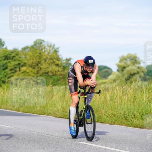 31.08.2025 - Elbe Triathlon Hamburg Michael Burmester http://msf.ph/oto/8663110 31.08.2025 09:14:06 Radfahren 210, 282, 305, 360, 384, 519, 554 meine-sportfotos.de