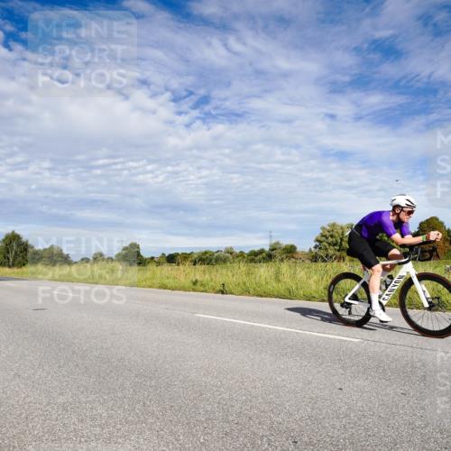 31.08.2025 - Elbe Triathlon Hamburg Michael Burmester http://msf.ph/oto/8663148 31.08.2025 09:33:17 Radfahren 214, 287, 407, 493, 526, 531, 691, 731, 742, 754, 759 meine-sportfotos.de