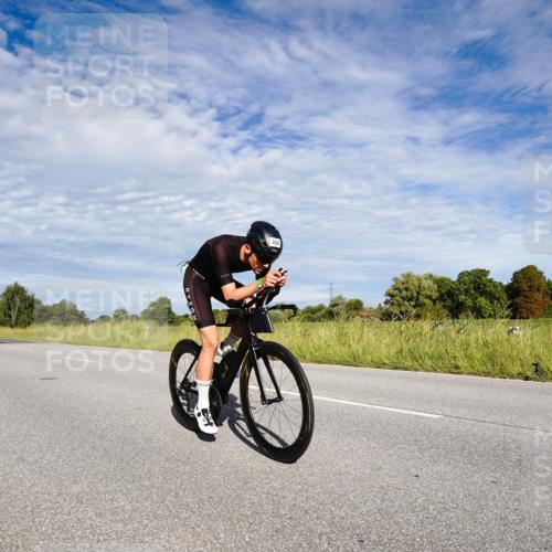 31.08.2025 - Elbe Triathlon Hamburg Michael Burmester http://msf.ph/oto/8663206 31.08.2025 09:33:53 Radfahren 458, 655 meine-sportfotos.de