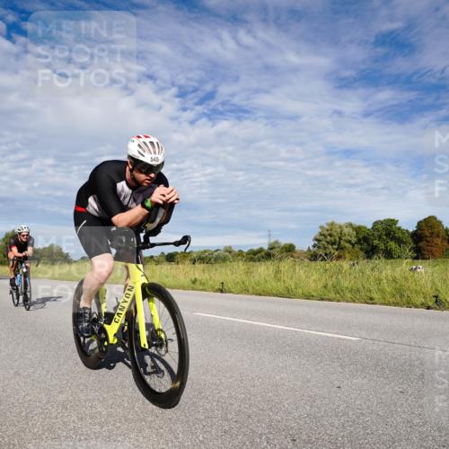 31.08.2025 - Elbe Triathlon Hamburg Michael Burmester http://msf.ph/oto/8663211 31.08.2025 09:34:04 Radfahren 319, 367, 416, 480, 515, 516, 545, 682, 696 meine-sportfotos.de