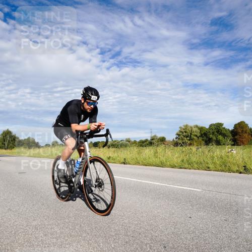 31.08.2025 - Elbe Triathlon Hamburg Michael Burmester http://msf.ph/oto/8663218 31.08.2025 09:34:07 Radfahren 319, 367, 416, 480, 515, 516, 696 meine-sportfotos.de