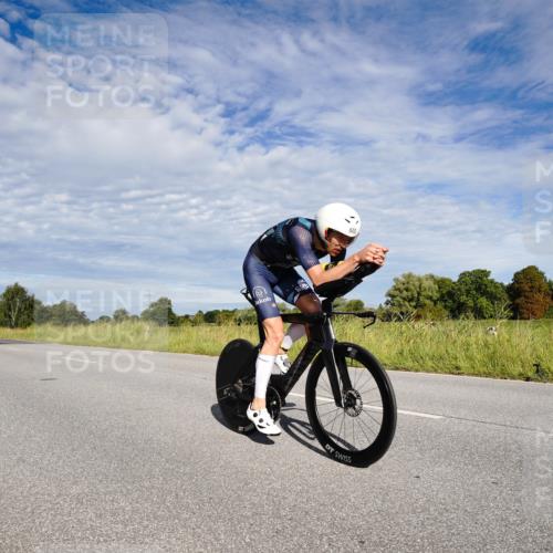 31.08.2025 - Elbe Triathlon Hamburg Michael Burmester http://msf.ph/oto/8663234 31.08.2025 09:34:30 Radfahren 257, 600, 739 meine-sportfotos.de