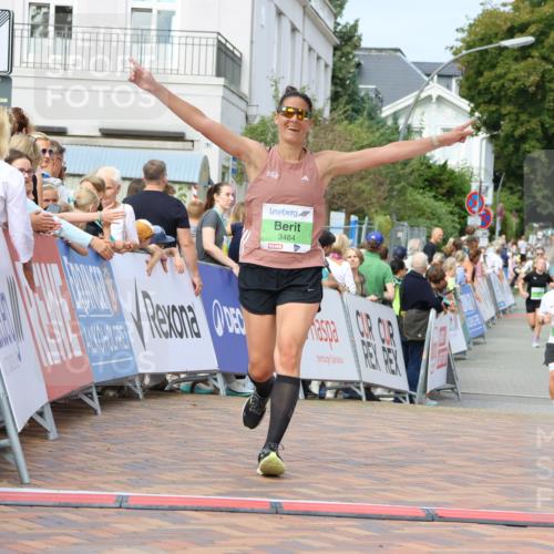31.08.2025 - 21. Blankeneser Heldenlauf Strokosch-Dieckow http://msf.ph/oto/8663268 31.08.2025 11:02:22 Ziel 3172, 3700, 3484 meine-sportfotos.de