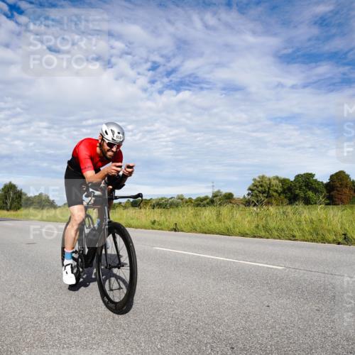 31.08.2025 - Elbe Triathlon Hamburg Michael Burmester http://msf.ph/oto/8663293 31.08.2025 09:35:27 Radfahren 272, 276, 412, 468, 492, 595, 603, 658, 764, 778 meine-sportfotos.de