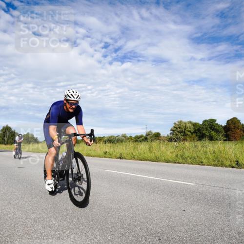 31.08.2025 - Elbe Triathlon Hamburg Michael Burmester http://msf.ph/oto/8663298 31.08.2025 09:35:29 Radfahren 272, 276, 412, 468, 492, 595, 603, 658, 764, 778 meine-sportfotos.de