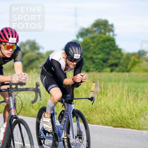 31.08.2025 - Elbe Triathlon Hamburg Michael Burmester http://msf.ph/oto/8663301 31.08.2025 09:15:42 Radfahren 165, 191, 394, 502, 645 meine-sportfotos.de