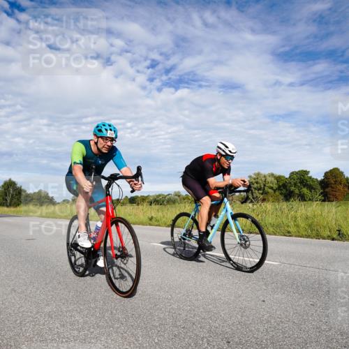 31.08.2025 - Elbe Triathlon Hamburg Michael Burmester http://msf.ph/oto/8663319 31.08.2025 09:35:41 Radfahren 222, 275, 614, 656, 693 meine-sportfotos.de