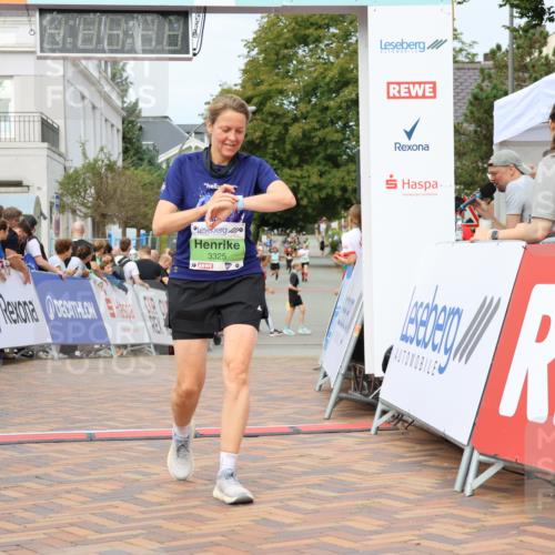 31.08.2025 - 21. Blankeneser Heldenlauf Strokosch-Dieckow http://msf.ph/oto/8663322 31.08.2025 11:20:53 Ziel 3167, 3257, 3325 meine-sportfotos.de