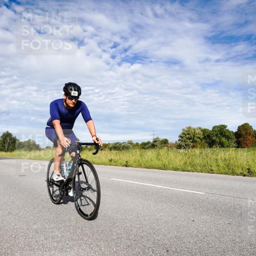 31.08.2025 - Elbe Triathlon Hamburg Michael Burmester http://msf.ph/oto/8663346 31.08.2025 09:36:13 Radfahren 327, 372, 390, 483, 561, 744, 761 meine-sportfotos.de