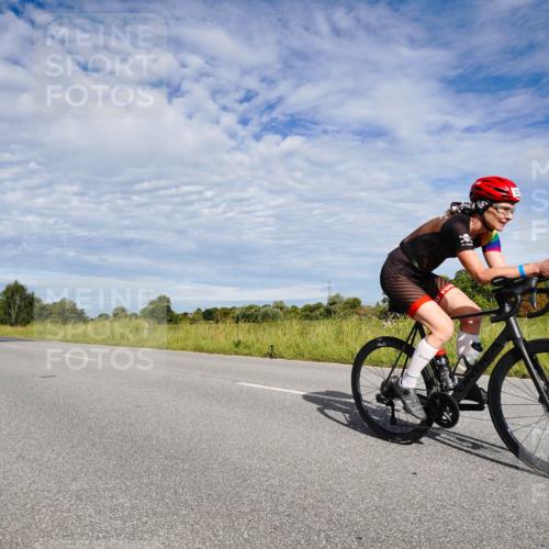 31.08.2025 - Elbe Triathlon Hamburg Michael Burmester http://msf.ph/oto/8663357 31.08.2025 09:36:19 Radfahren 327, 372, 482, 483, 761 meine-sportfotos.de