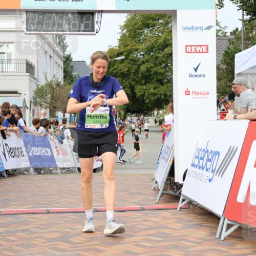 31.08.2025 - 21. Blankeneser Heldenlauf Strokosch-Dieckow http://msf.ph/oto/8663360 31.08.2025 11:20:53 Ziel 3167, 3257, 3325 meine-sportfotos.de