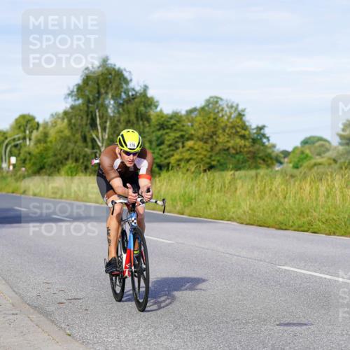 31.08.2025 - Elbe Triathlon Hamburg Michael Burmester http://msf.ph/oto/8663380 31.08.2025 09:16:12 Radfahren 170, 176, 213, 285, 528 meine-sportfotos.de