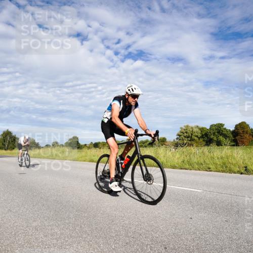 31.08.2025 - Elbe Triathlon Hamburg Michael Burmester http://msf.ph/oto/8663390 31.08.2025 09:37:08 Radfahren 254, 309, 436, 470, 626, 677, 695, 747 meine-sportfotos.de