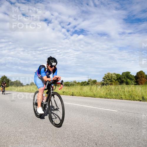 31.08.2025 - Elbe Triathlon Hamburg Michael Burmester http://msf.ph/oto/8663406 31.08.2025 09:37:15 Radfahren 254, 325, 557, 626, 638, 677 meine-sportfotos.de