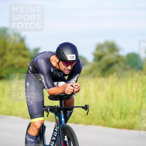 31.08.2025 - Elbe Triathlon Hamburg Michael Burmester http://msf.ph/oto/8663422 31.08.2025 09:16:50 Radfahren 220, 230, 315, 380 meine-sportfotos.de