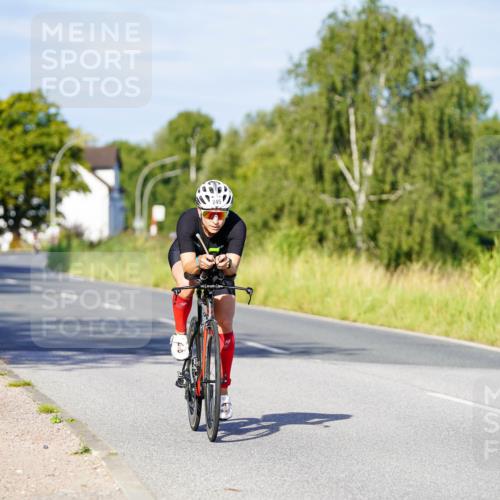 31.08.2025 - Elbe Triathlon Hamburg Michael Burmester http://msf.ph/oto/8663448 31.08.2025 09:17:06 Radfahren 225, 245, 598 meine-sportfotos.de