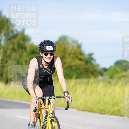 31.08.2025 - Elbe Triathlon Hamburg Michael Burmester http://msf.ph/oto/8663467 31.08.2025 09:17:14 Radfahren 196, 225, 297 meine-sportfotos.de