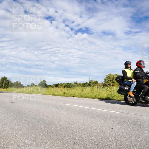 31.08.2025 - Elbe Triathlon Hamburg Michael Burmester http://msf.ph/oto/8663485 31.08.2025 09:38:13 Radfahren 267, 289, 370, 402, 506, 699, 788 meine-sportfotos.de