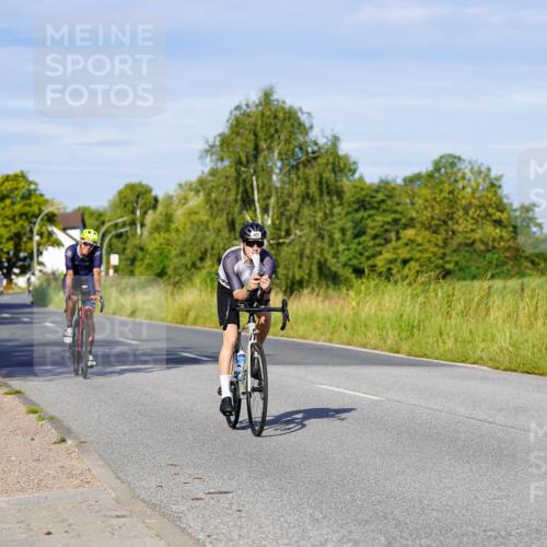 31.08.2025 - Elbe Triathlon Hamburg Michael Burmester http://msf.ph/oto/8663490 31.08.2025 09:17:36 Radfahren 407, 420, 504 meine-sportfotos.de