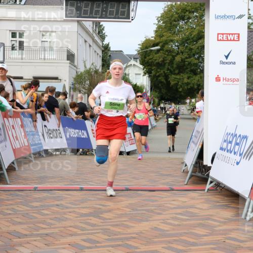 31.08.2025 - 21. Blankeneser Heldenlauf Strokosch-Dieckow http://msf.ph/oto/8663496 31.08.2025 11:20:40 Ziel 3184, 3179 meine-sportfotos.de