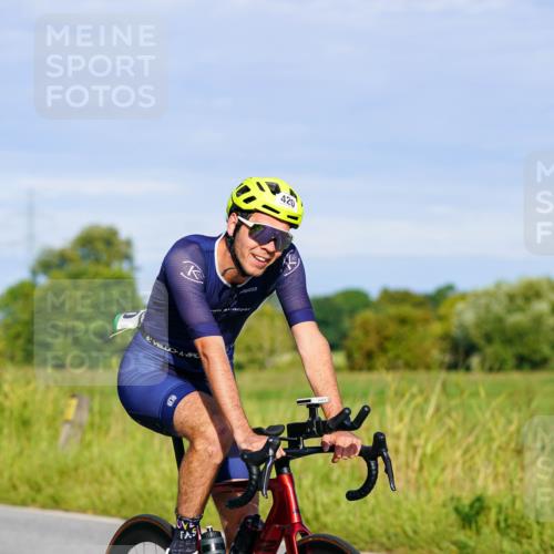 31.08.2025 - Elbe Triathlon Hamburg Michael Burmester http://msf.ph/oto/8663501 31.08.2025 09:17:38 Radfahren 407, 420, 504 meine-sportfotos.de