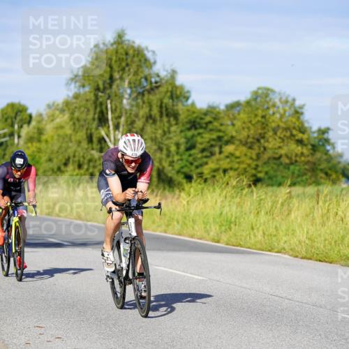 31.08.2025 - Elbe Triathlon Hamburg Michael Burmester http://msf.ph/oto/8663540 31.08.2025 09:17:55 Radfahren 184, 244, 284, 330, 382, 476 meine-sportfotos.de