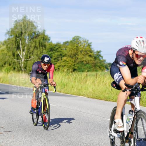 31.08.2025 - Elbe Triathlon Hamburg Michael Burmester http://msf.ph/oto/8663542 31.08.2025 09:17:56 Radfahren 184, 244, 330, 382, 476 meine-sportfotos.de