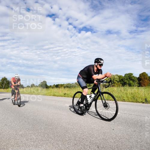31.08.2025 - Elbe Triathlon Hamburg Michael Burmester http://msf.ph/oto/8663543 31.08.2025 09:39:06 Radfahren 260, 293, 424, 449, 453, 497, 653, 753, 922 meine-sportfotos.de