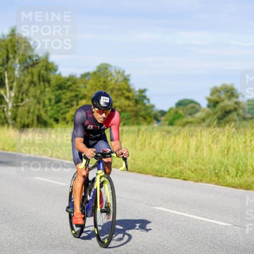 31.08.2025 - Elbe Triathlon Hamburg Michael Burmester http://msf.ph/oto/8663544 31.08.2025 09:17:56 Radfahren 184, 244, 330, 382, 476 meine-sportfotos.de