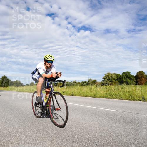 31.08.2025 - Elbe Triathlon Hamburg Michael Burmester http://msf.ph/oto/8663559 31.08.2025 09:39:16 Radfahren 293, 347, 616, 659, 900 meine-sportfotos.de