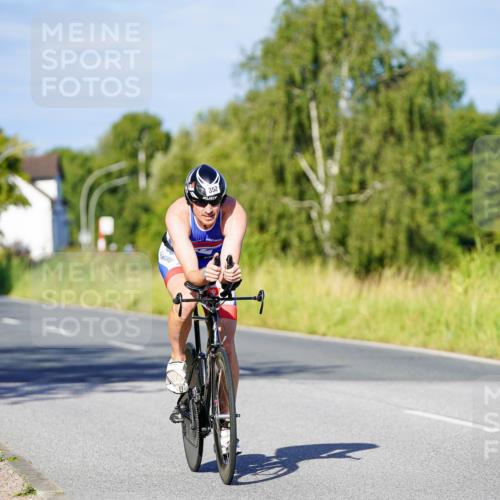 31.08.2025 - Elbe Triathlon Hamburg Michael Burmester http://msf.ph/oto/8663593 31.08.2025 09:18:23 Radfahren 343, 352, 465 meine-sportfotos.de