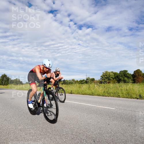 31.08.2025 - Elbe Triathlon Hamburg Michael Burmester http://msf.ph/oto/8663627 31.08.2025 09:40:14 Radfahren 265, 316, 434, 459, 471, 525, 785 meine-sportfotos.de