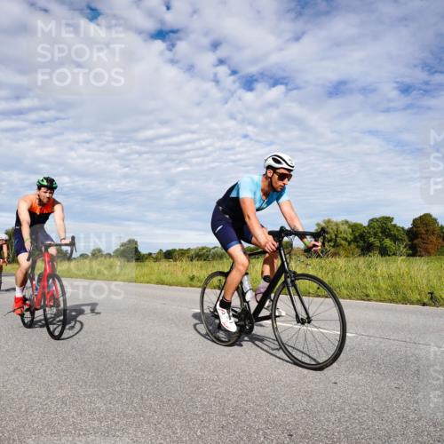 31.08.2025 - Elbe Triathlon Hamburg Michael Burmester http://msf.ph/oto/8663641 31.08.2025 09:40:25 Radfahren 279, 288, 301, 406, 462, 625, 627 meine-sportfotos.de