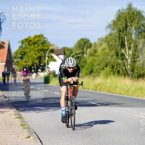 31.08.2025 - Elbe Triathlon Hamburg Michael Burmester http://msf.ph/oto/8663644 31.08.2025 09:18:51 Radfahren 369, 447, 531, 633 meine-sportfotos.de