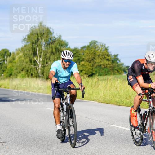 31.08.2025 - Elbe Triathlon Hamburg Michael Burmester http://msf.ph/oto/8663667 31.08.2025 09:19:02 Radfahren 214, 219, 410, 483, 505 meine-sportfotos.de
