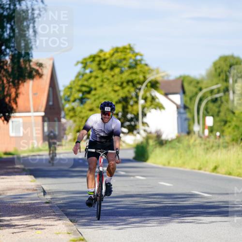 31.08.2025 - Elbe Triathlon Hamburg Michael Burmester http://msf.ph/oto/8663674 31.08.2025 09:19:05 Radfahren 214, 410, 450, 483 meine-sportfotos.de