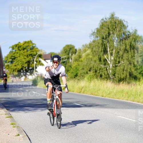 31.08.2025 - Elbe Triathlon Hamburg Michael Burmester http://msf.ph/oto/8663682 31.08.2025 09:19:06 Radfahren 410, 450 meine-sportfotos.de
