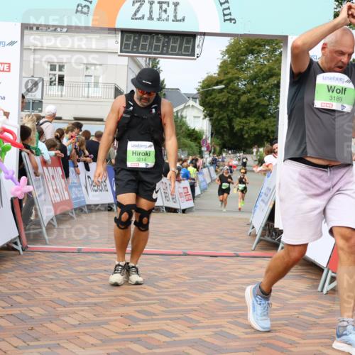 31.08.2025 - 21. Blankeneser Heldenlauf Strokosch-Dieckow http://msf.ph/oto/8663708 31.08.2025 11:20:19 Ziel 3214, 3189 meine-sportfotos.de