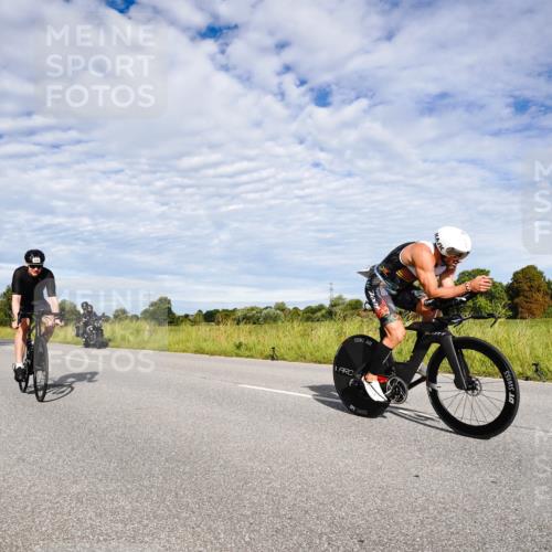 31.08.2025 - Elbe Triathlon Hamburg Michael Burmester http://msf.ph/oto/8663713 31.08.2025 09:41:17 Radfahren 261, 318, 395, 445, 630, 650, 672, 692, 815, 853, 887 meine-sportfotos.de