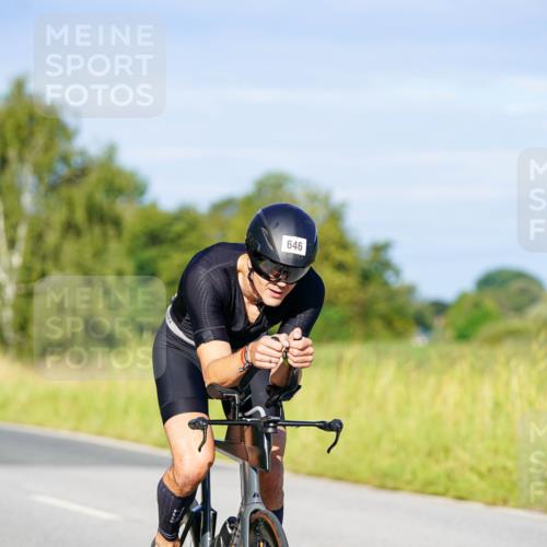 31.08.2025 - Elbe Triathlon Hamburg Michael Burmester http://msf.ph/oto/8663714 31.08.2025 09:19:29 Radfahren 319, 526, 636, 646 meine-sportfotos.de