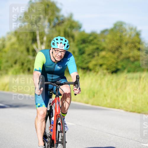 31.08.2025 - Elbe Triathlon Hamburg Michael Burmester http://msf.ph/oto/8663732 31.08.2025 09:19:37 Radfahren 222, 319, 526 meine-sportfotos.de