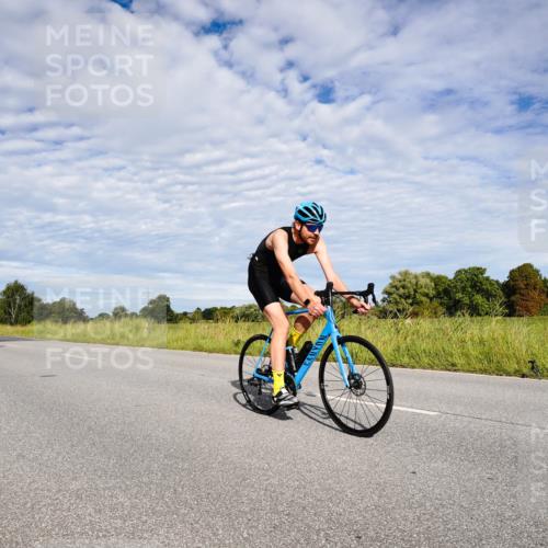 31.08.2025 - Elbe Triathlon Hamburg Michael Burmester http://msf.ph/oto/8663742 31.08.2025 09:41:39 Radfahren 302, 368, 608, 631, 678, 813, 829 meine-sportfotos.de