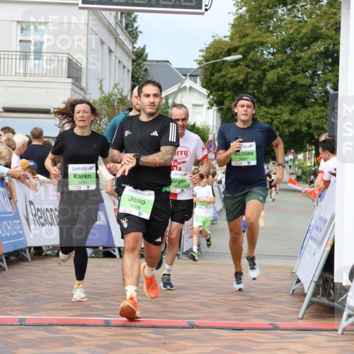 31.08.2025 - 21. Blankeneser Heldenlauf Strokosch-Dieckow http://msf.ph/oto/8663764 31.08.2025 11:01:46 Ziel 3428, 3662, 3104, 3521, 3476, 3109, 3730, 3284 meine-sportfotos.de