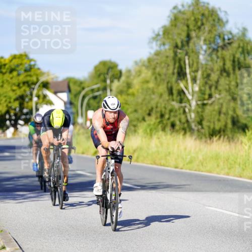 31.08.2025 - Elbe Triathlon Hamburg Michael Burmester http://msf.ph/oto/8663811 31.08.2025 09:20:30 Radfahren 172, 283, 314, 340, 342, 694 meine-sportfotos.de